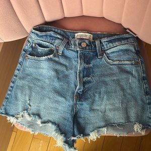 Abercrombie & Fitch 90s Relaxed Cutoff Shorts High Rise